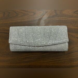 Preowned Glittery Elegant Silver Clutch Bag Pink Lined Excellent Condition
